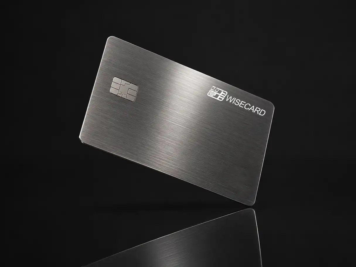 Why Metal Credit Cards Appeal to Sophisticated Minimalists?